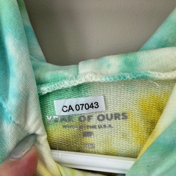 Year of Ours Boyfriend Rainbow Tie Dye Sweatshirt Size XS - Picture 4 of 8